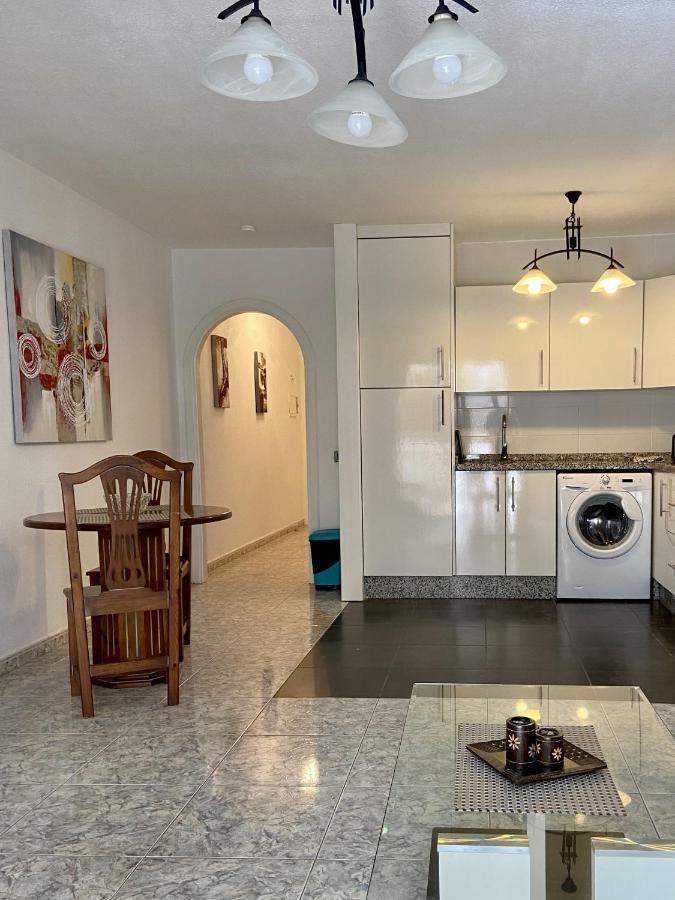 Victoria Court Modern 1 Bed Apartment Los Cristianos  Εξωτερικό φωτογραφία