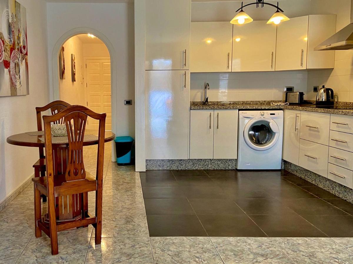 Victoria Court Modern 1 Bed Apartment Los Cristianos  Εξωτερικό φωτογραφία